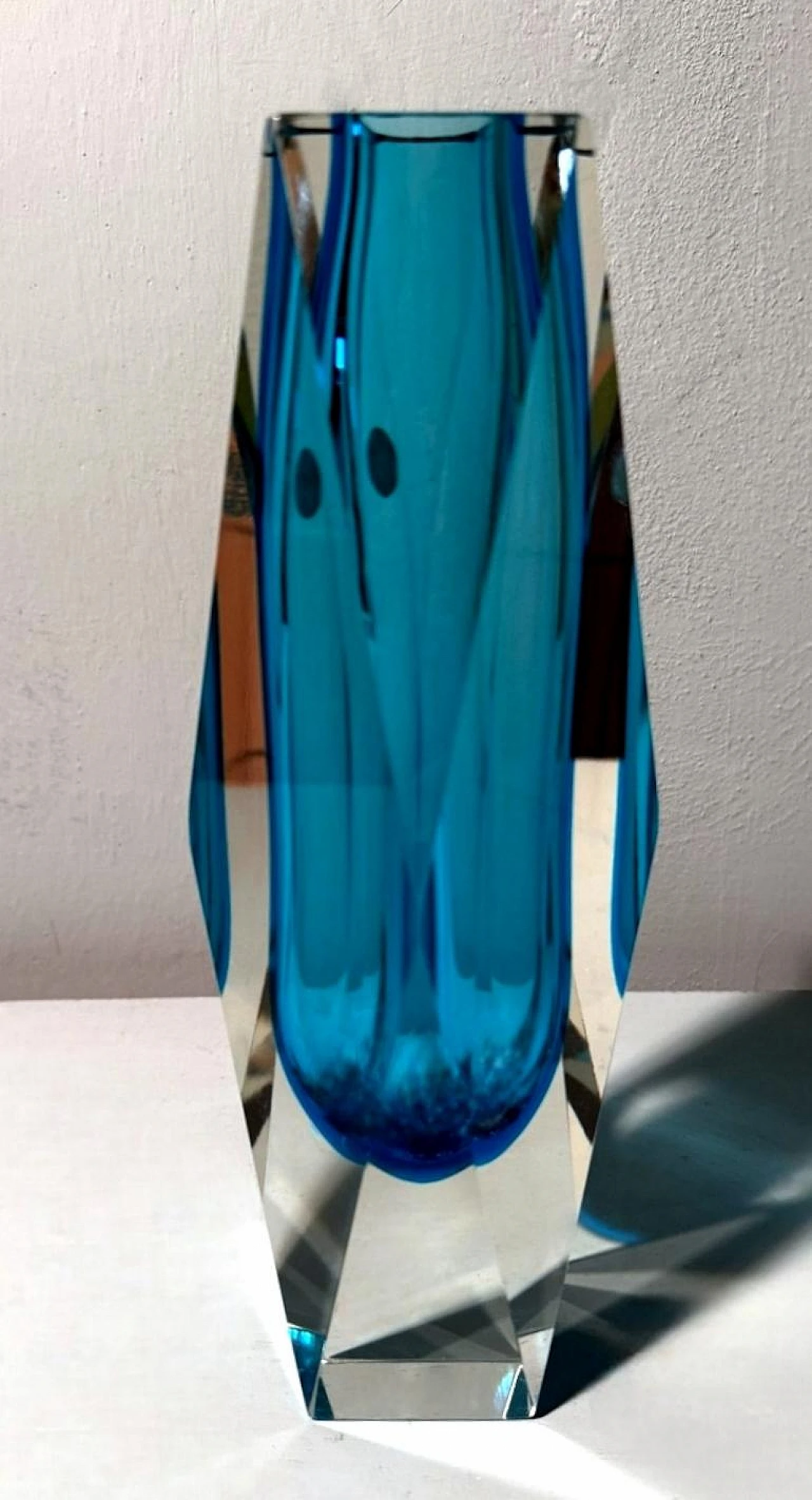 Coloured and faceted Murano submerged glass vase, 1960s 6