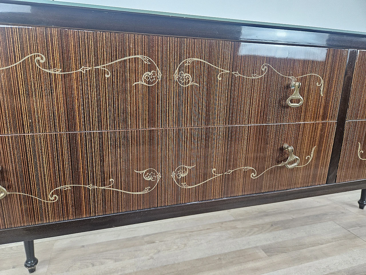 Chest of drawers with blue glass, 1960s 12