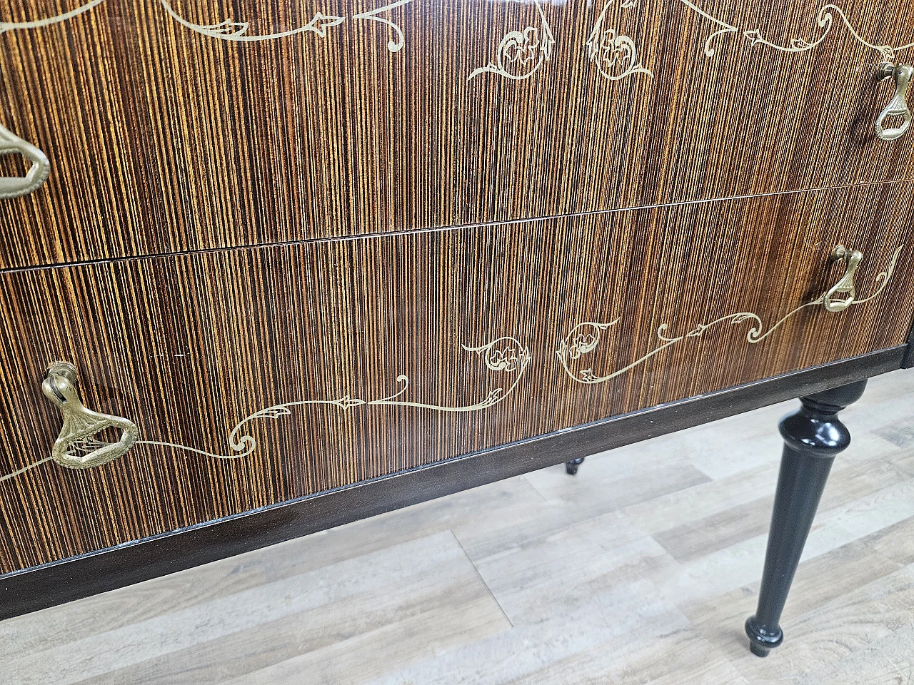 Chest of drawers with blue glass, 1960s 15