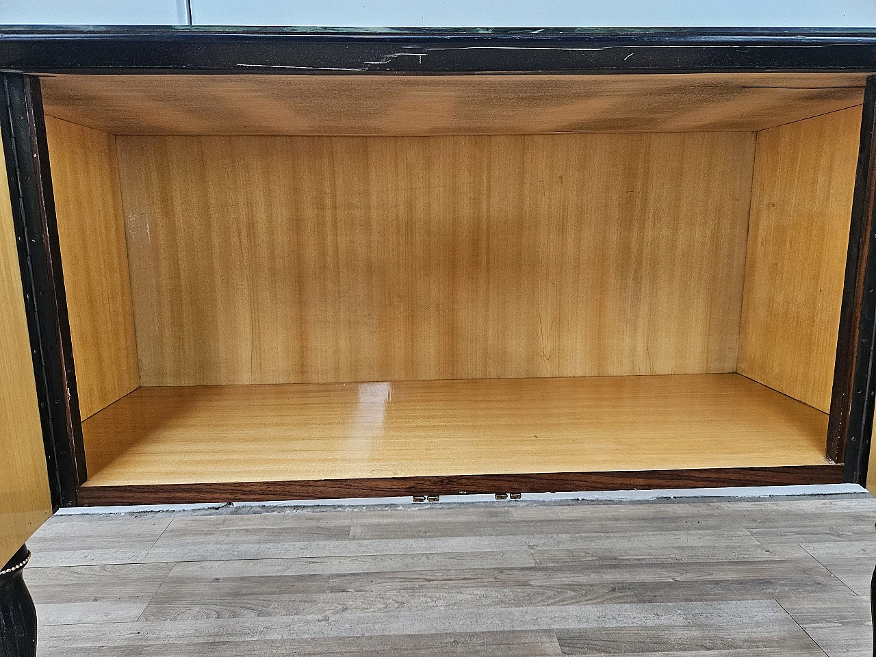 Mid Century sideboard mahogany and maple with glass, 50s 21