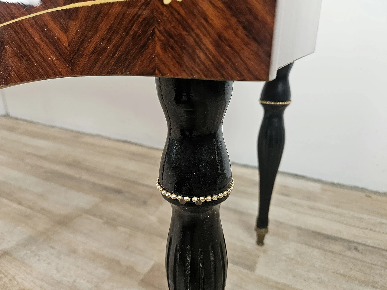 Mid Century sideboard mahogany and maple with glass, 50s 29