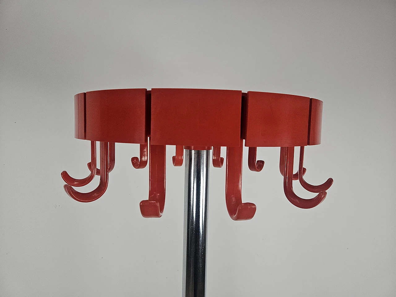 Plastic and steel coat hanger by Dal Vera, 1970s 4