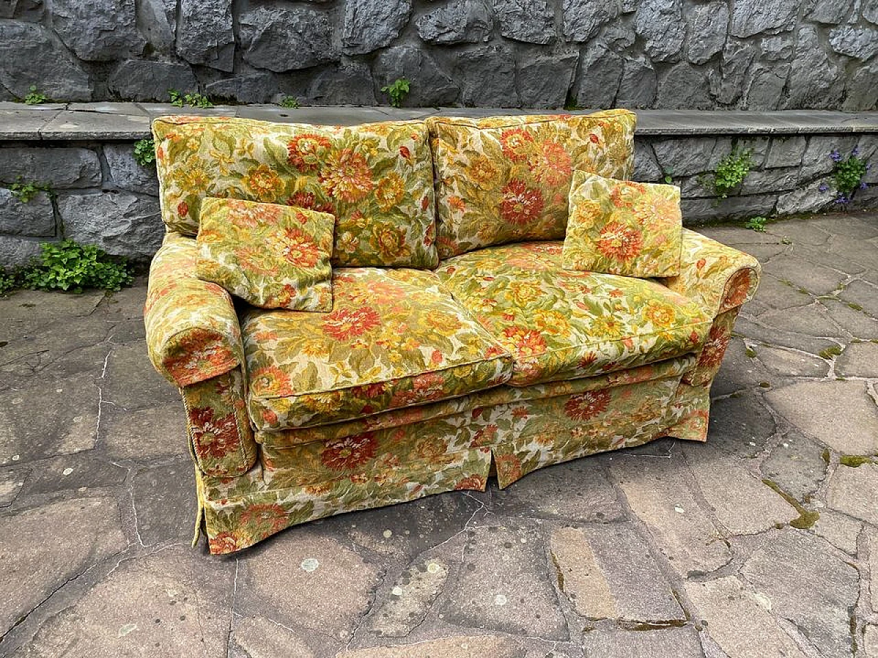 Pair of sofas with folding armrests, 1960s 7