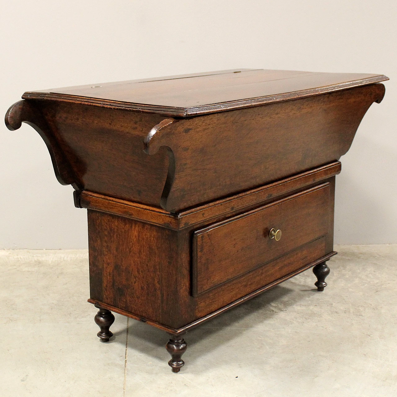 Italian walnut sideboard, 19th century 4