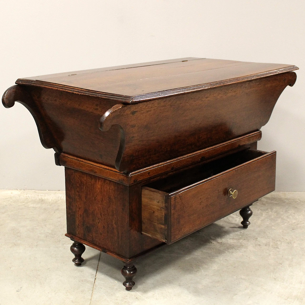 Italian walnut sideboard, 19th century 5