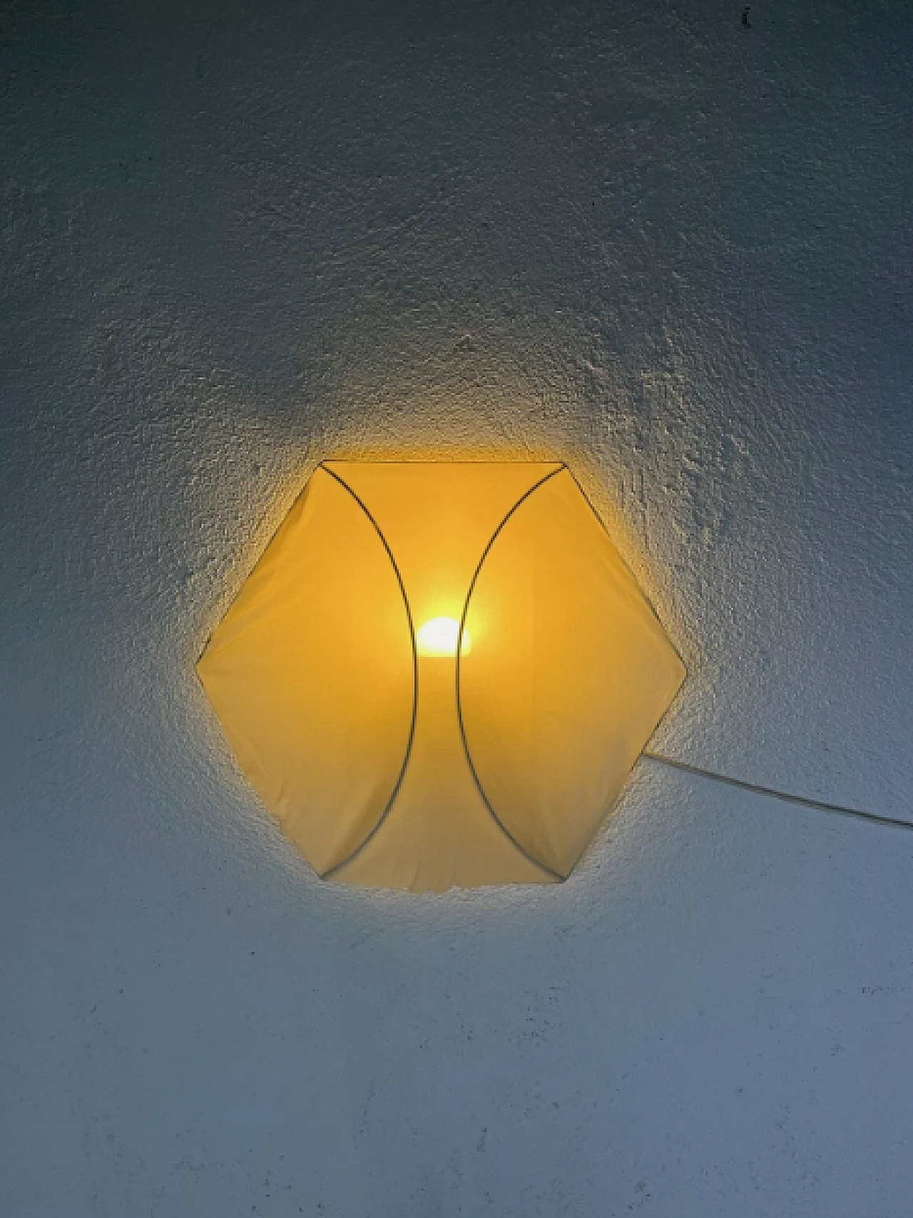 Wall sconce in the style of Kazuhide Takahama for Sirrah, 1970s 1