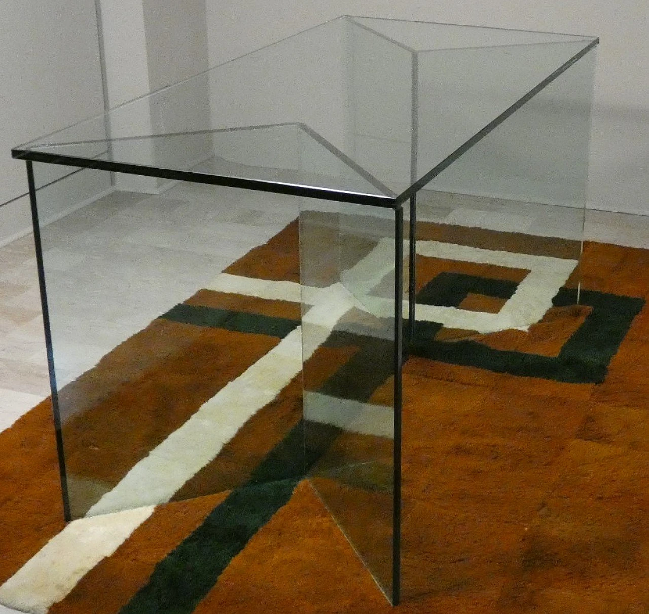 Bacco Transparent Glass Desk attributed to Tonelli, Italy, 1980s 8