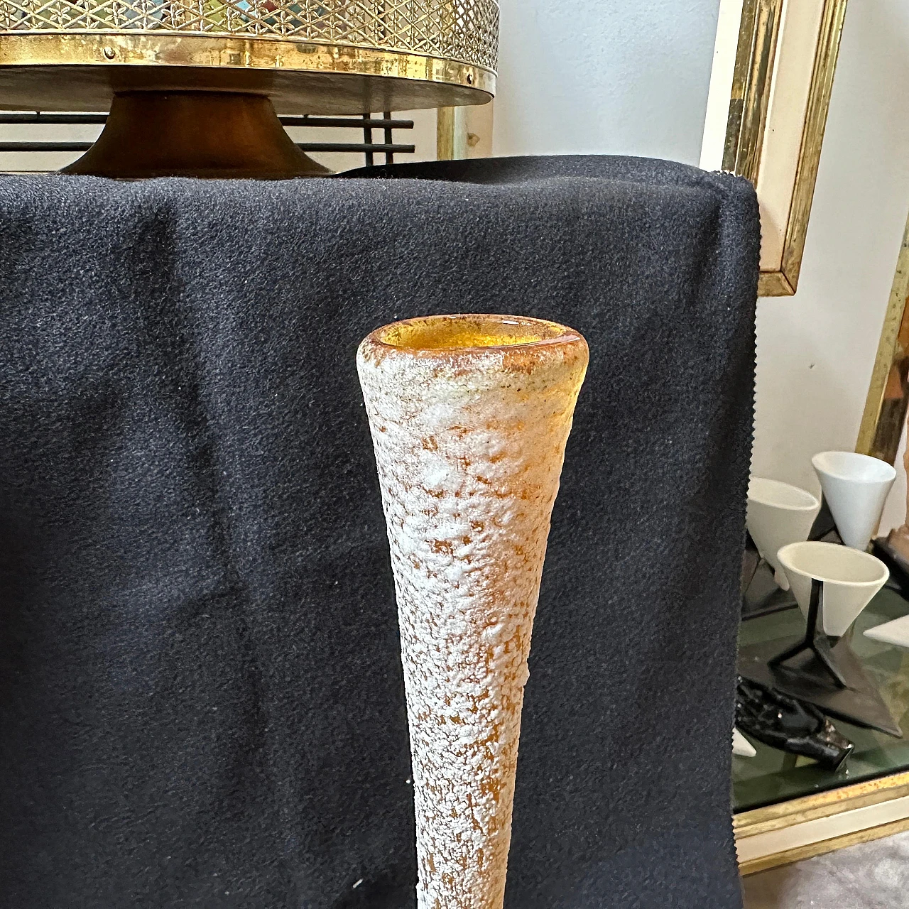 Cenedese style yellow scavo Murano glass vase, 1980s 3