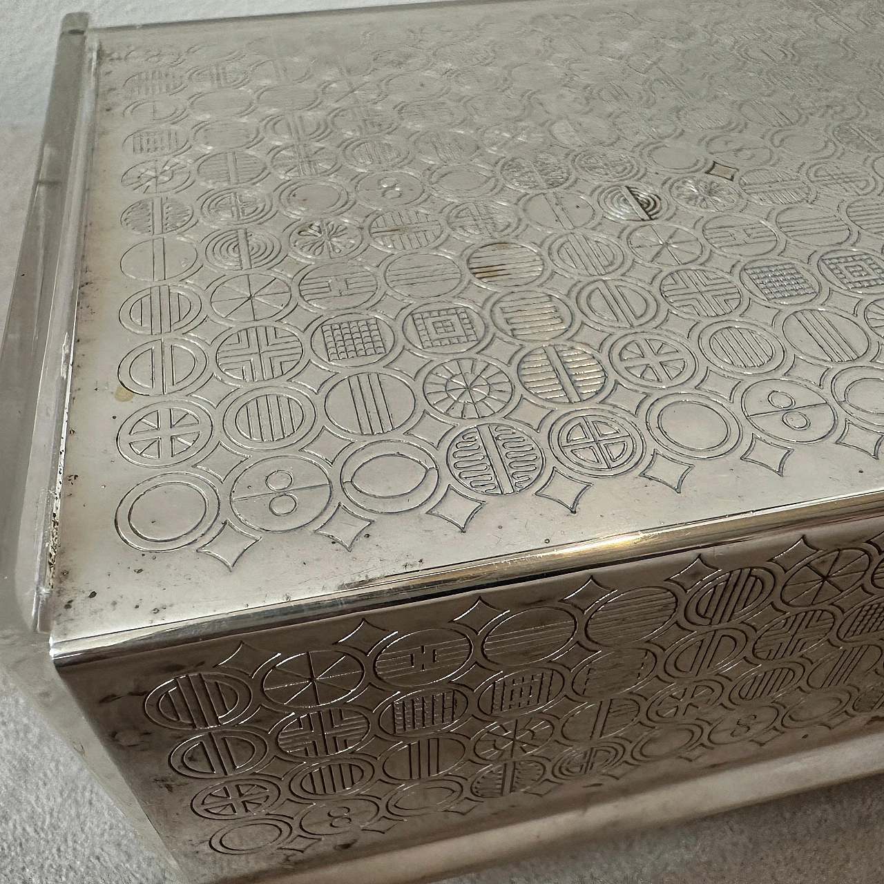 Silver-plated and plexiglass vanity box, 1980s 3