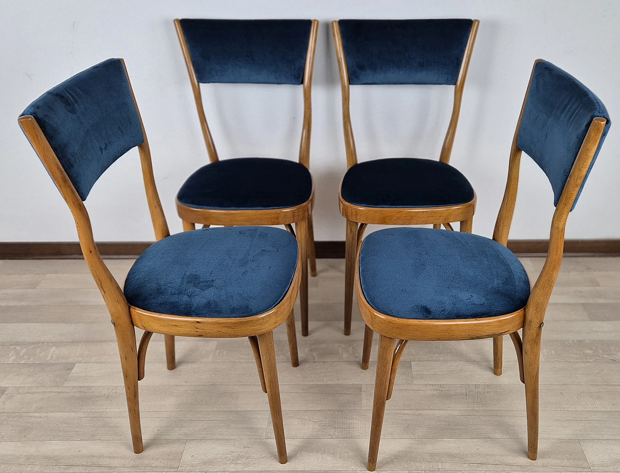 4 Art Deco blue velvet chairs, 1940s 7