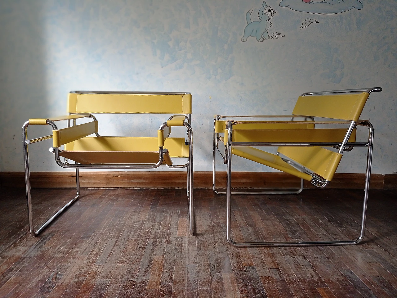 Wassily B3 armchair in yellow leather by Knoll International 38