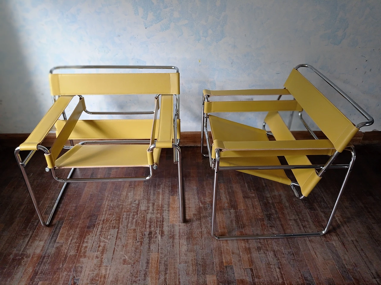 Wassily B3 armchair in yellow leather by Knoll International 40