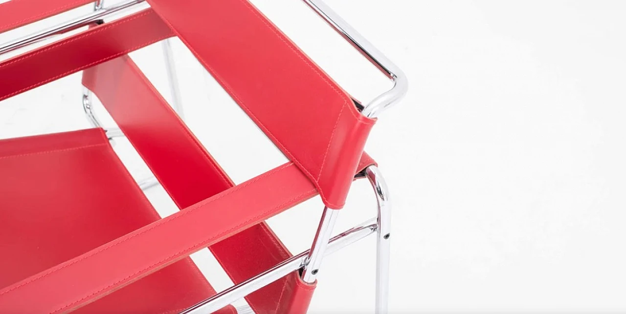 Wassily B3 red leather armchair by Knoll International 7