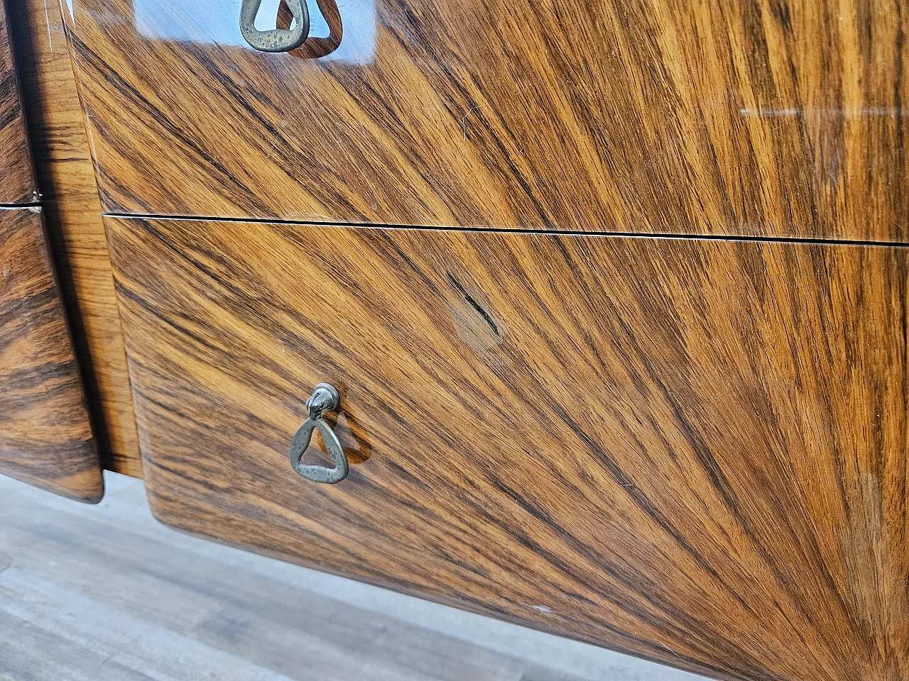 Mid Century sideboard with glass top and drawers, 1950s 23