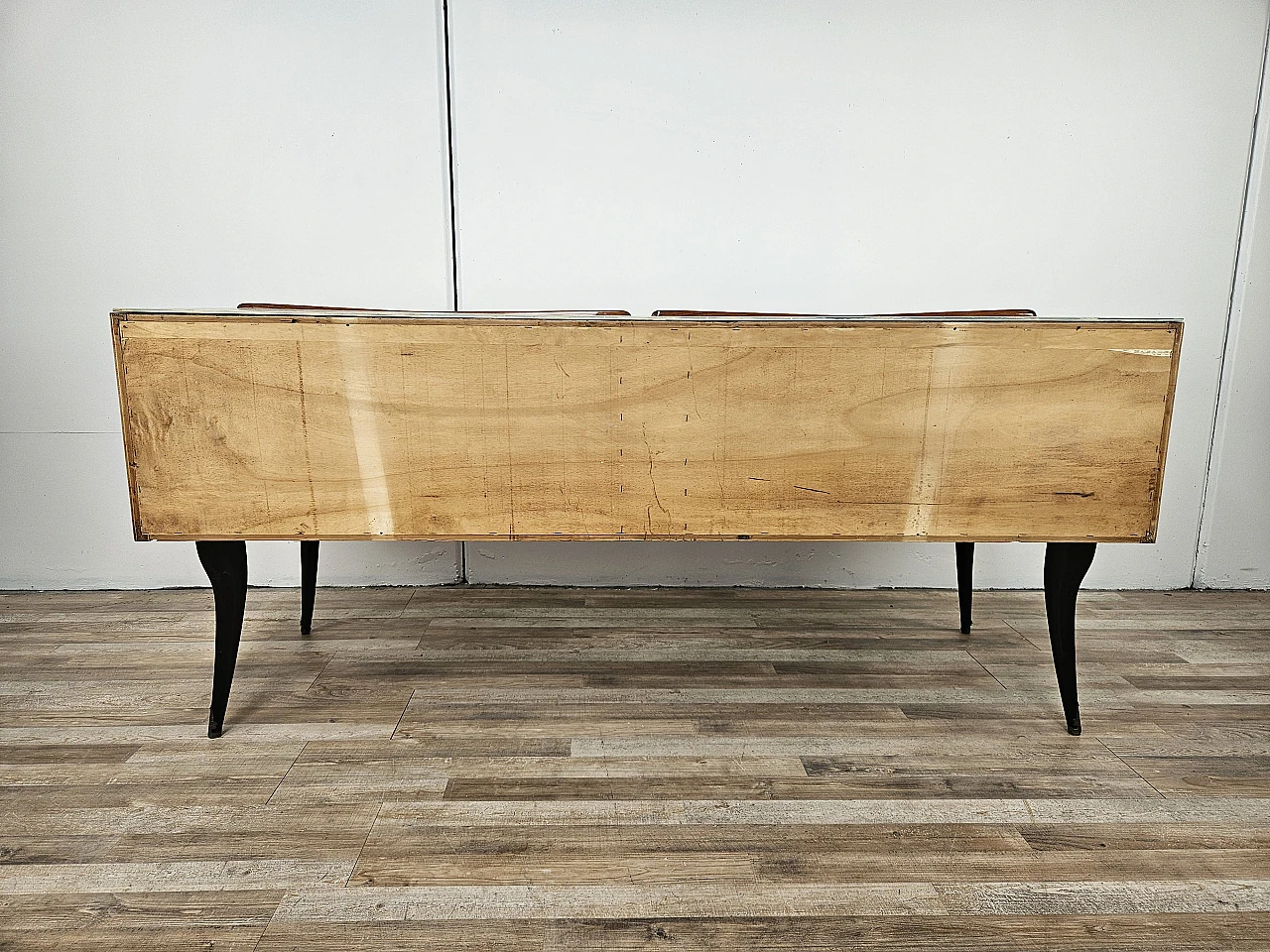 Credenza Mid Century a raggiera con piano in vetro, anni '50 30