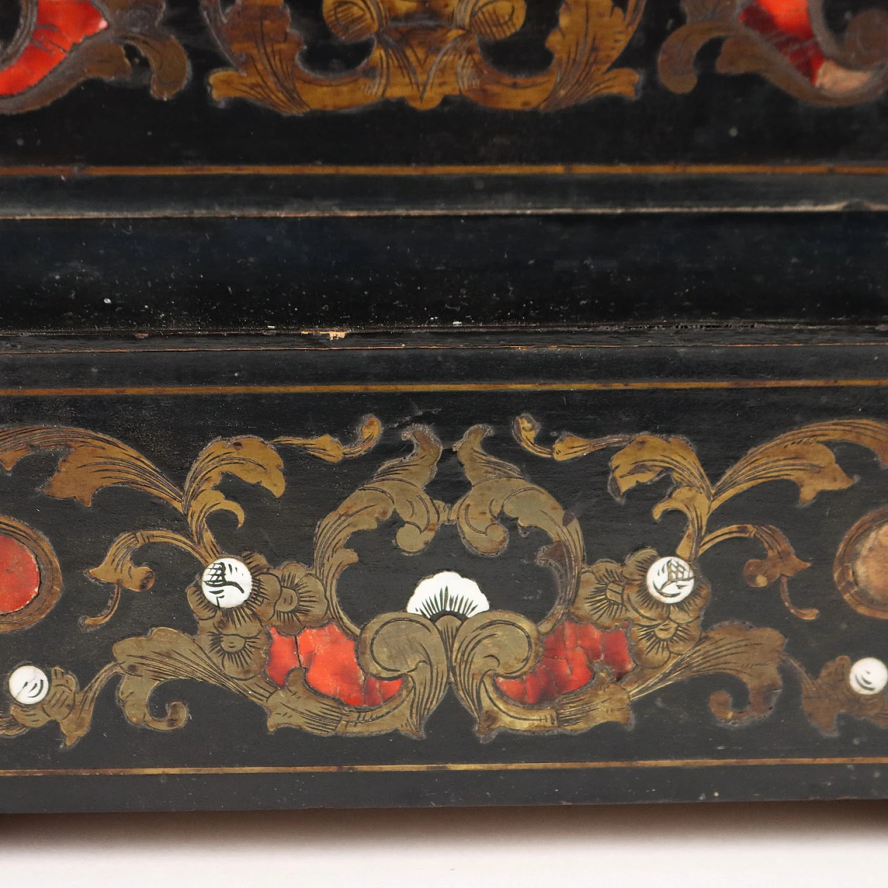 Wooden table clock with inlays, late 19th century 7