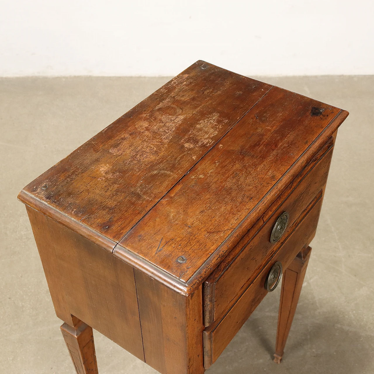 Fir & walnut Directoire nightstand with pair of drawers, 18th century 8