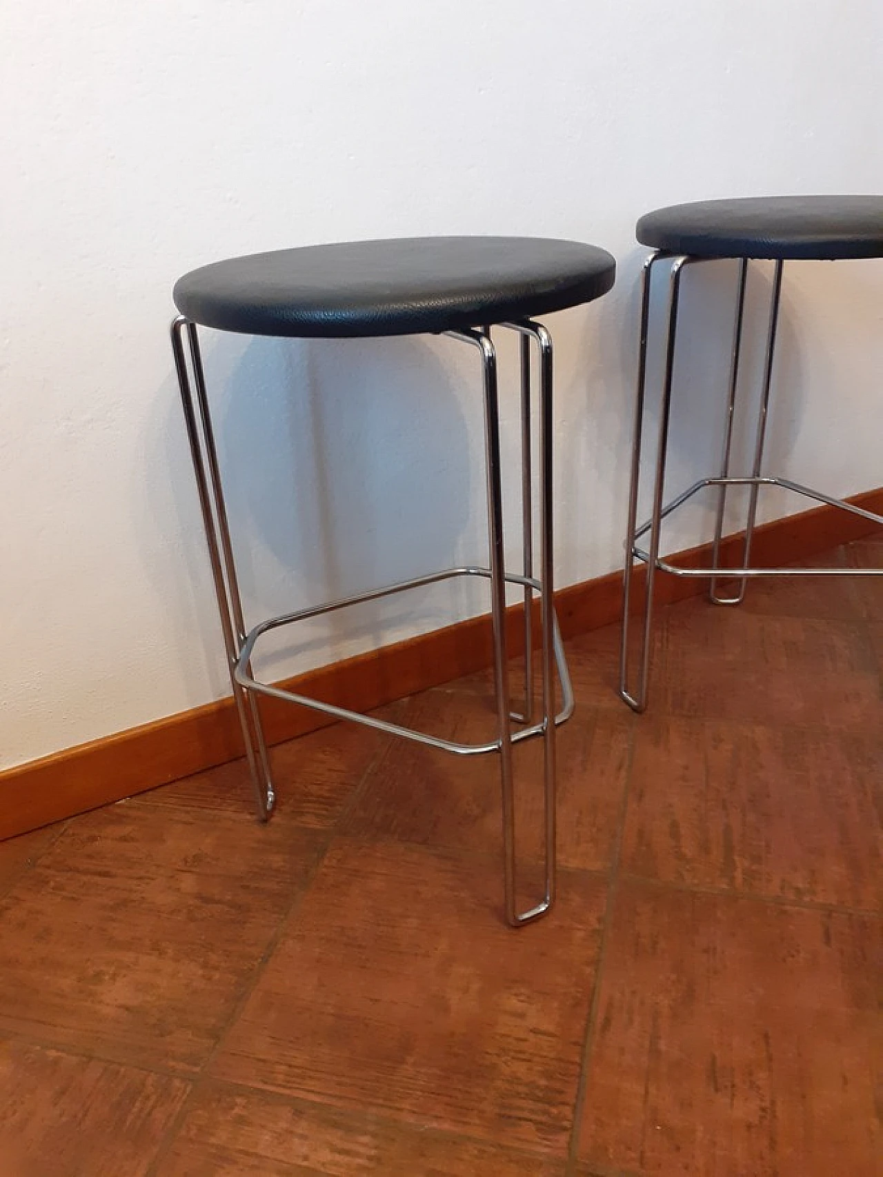 Bononia study stools 3