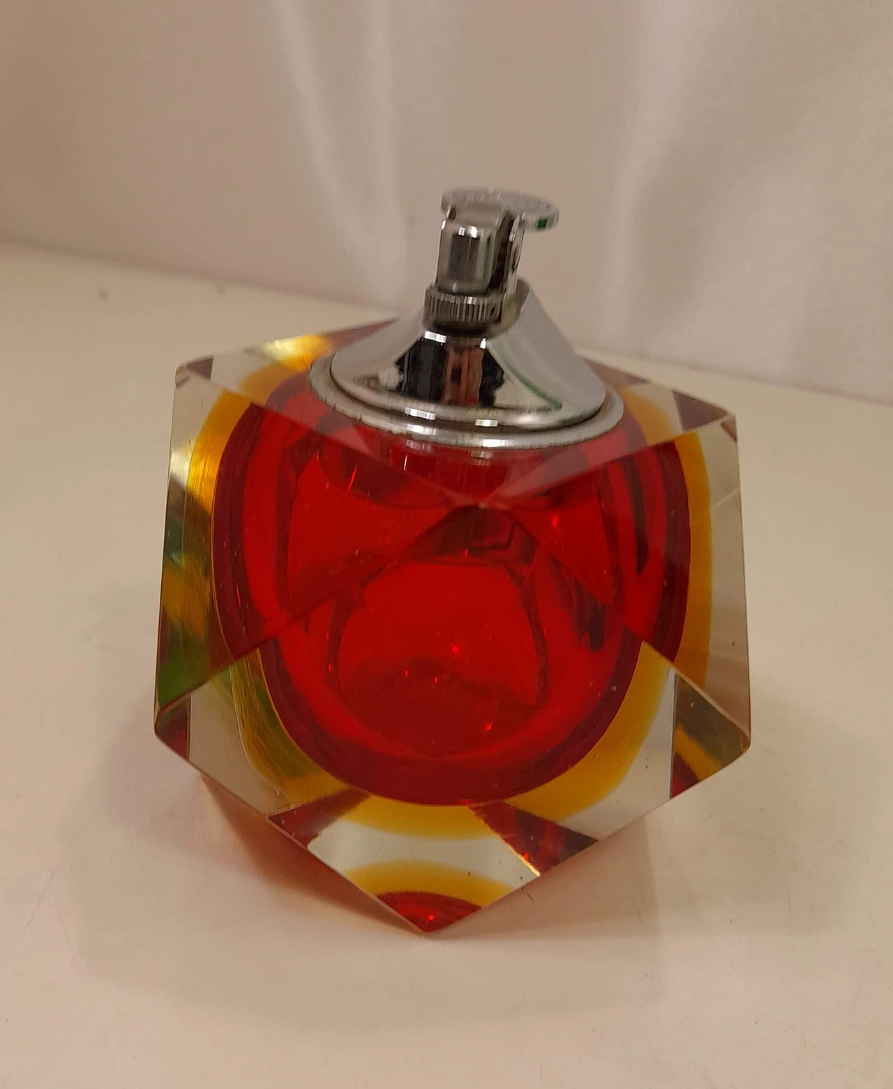 Two multifaceted table lighters in Murano glass, 1960s 13