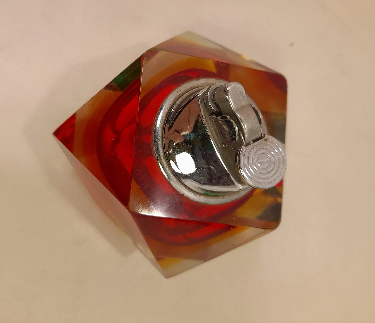 Two multifaceted table lighters in Murano glass, 1960s 27