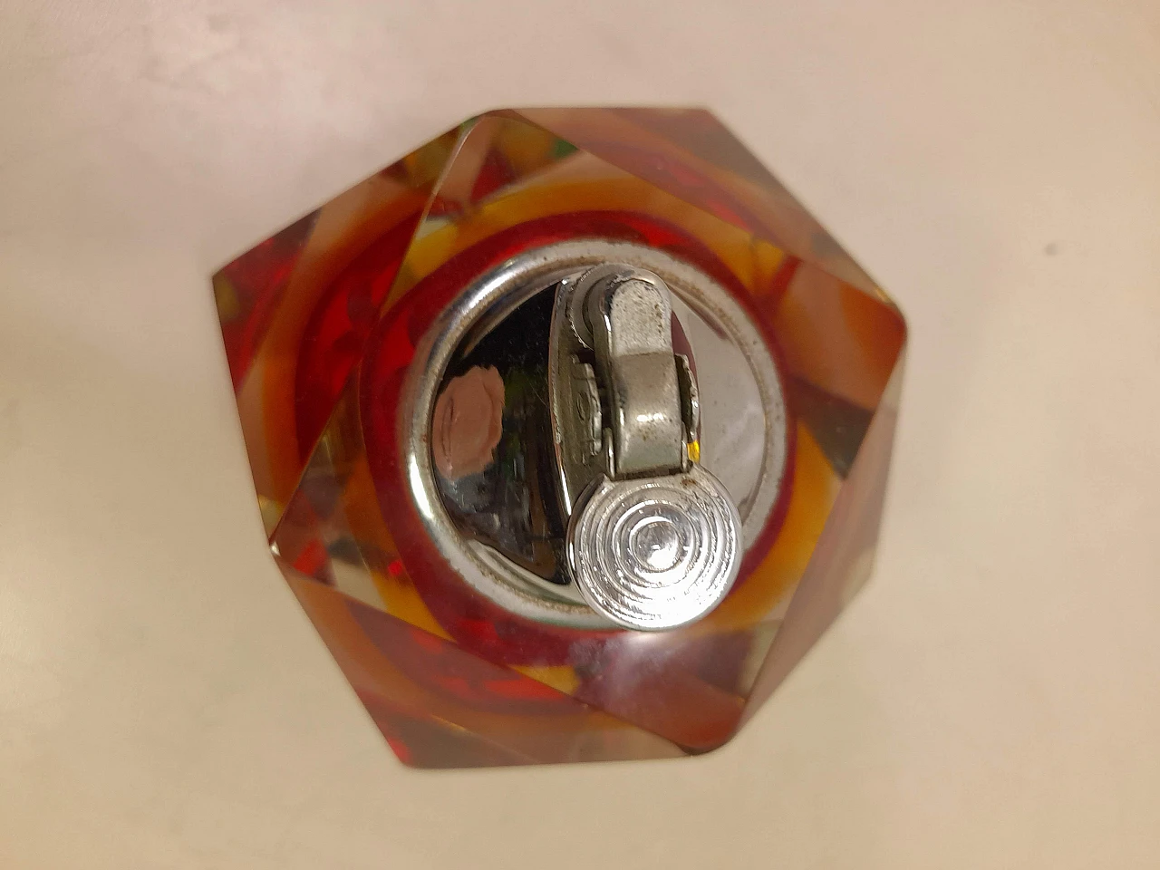 Two multifaceted table lighters in Murano glass, 1960s 29