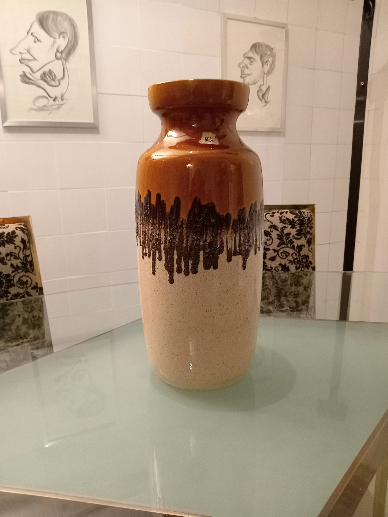 Bay ceramic vase west Germany with lavic decoration, 1970s 1