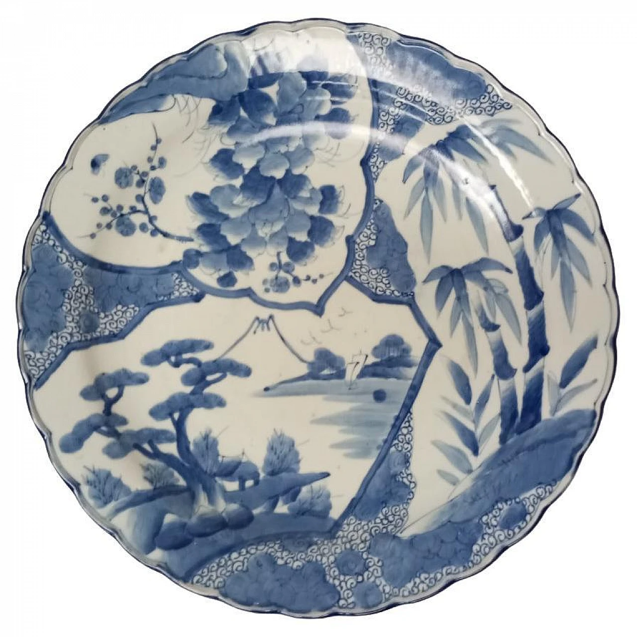 Large Japanese hand-painted ceramic plate, 19th century 1