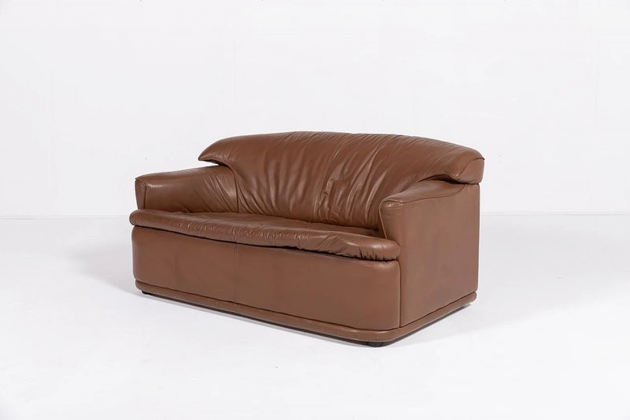 Brown leather sculptural sofa, 1980s 1