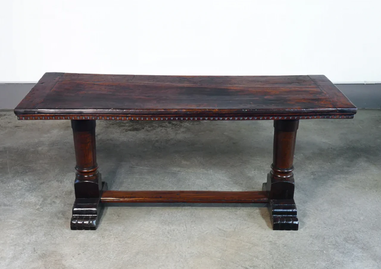 Solid walnut table, 18th century 2