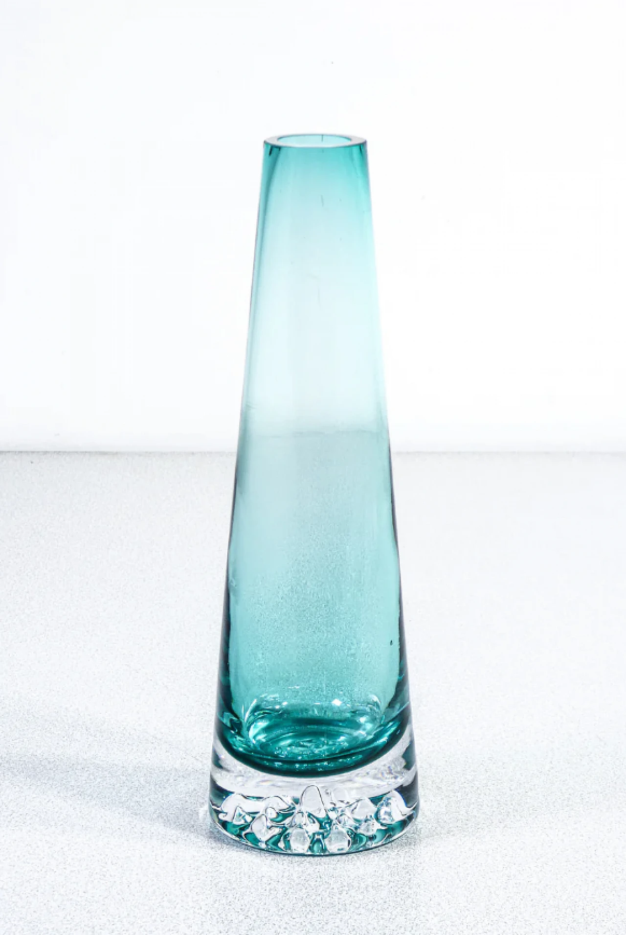 Blown Murano glass flower vase, 1960s 1