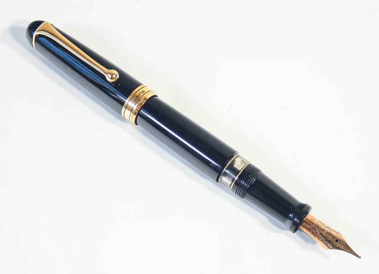 Aurora 88 fountain pen in celluloid and metal, late 20th century 2