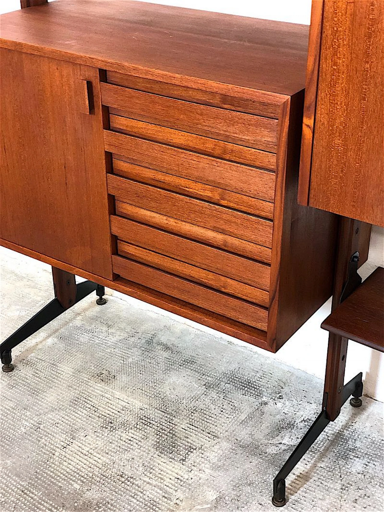 3-bay modular bookcase, 1960s 15