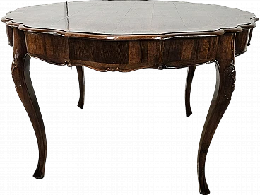 Baroque table in walnut and maple, from the early 1900s