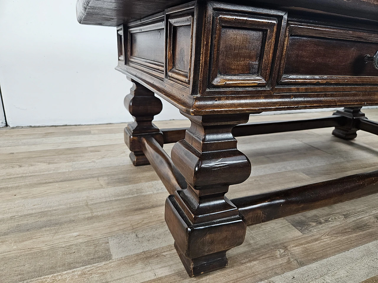 Coffee table in American walnut, 1980s 10