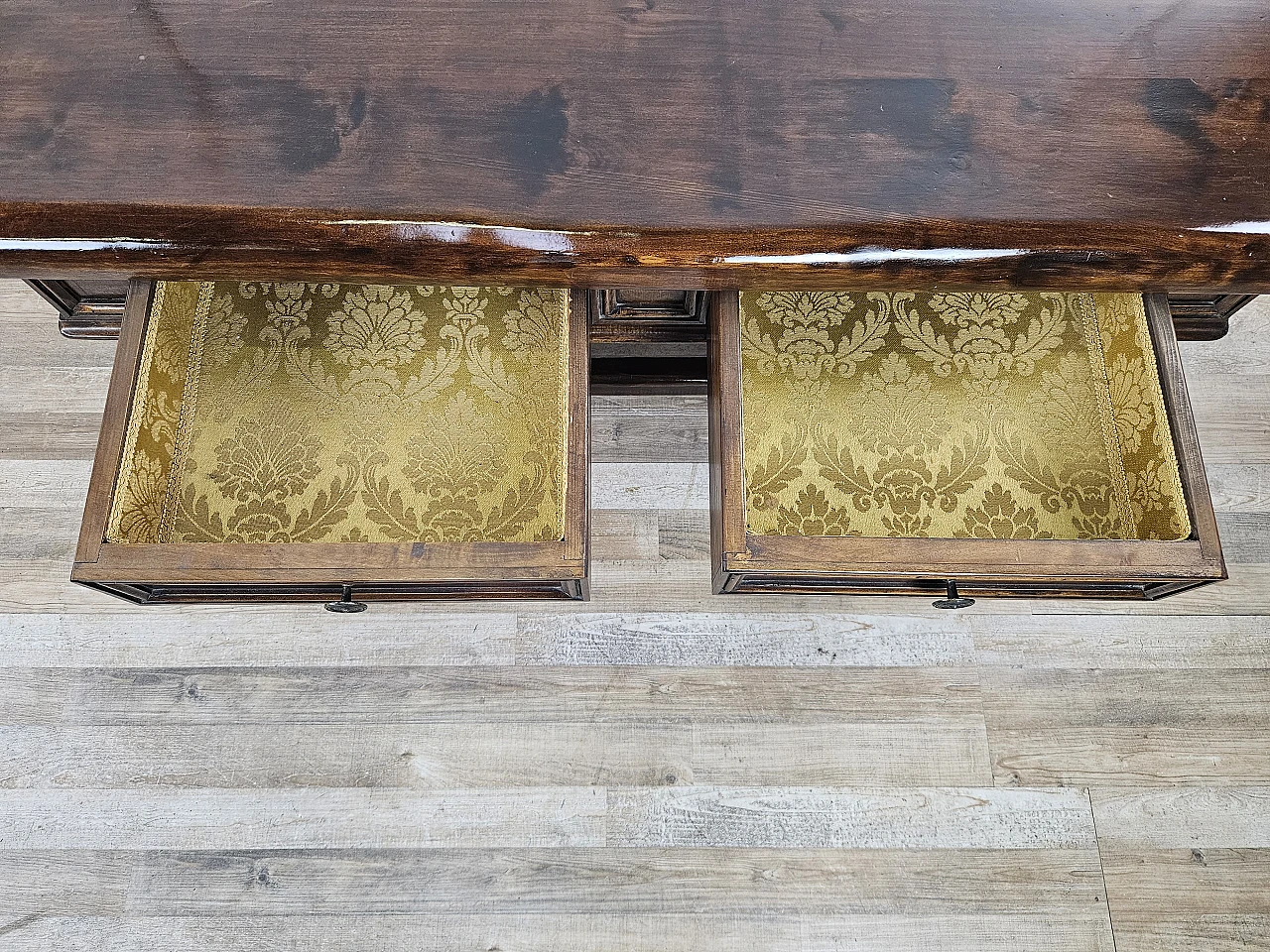 Coffee table in American walnut, 1980s 15