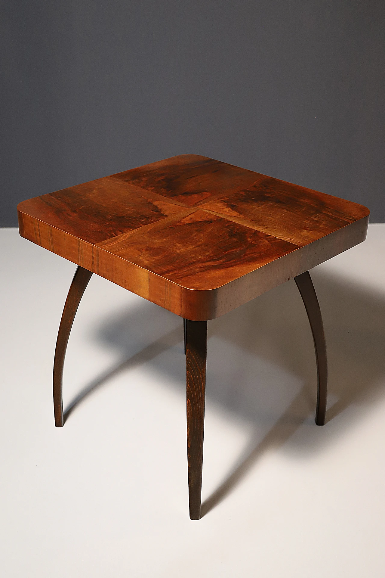 Fully renovated Spider table H 259 by Jindřich Halabala, 1930´s 3