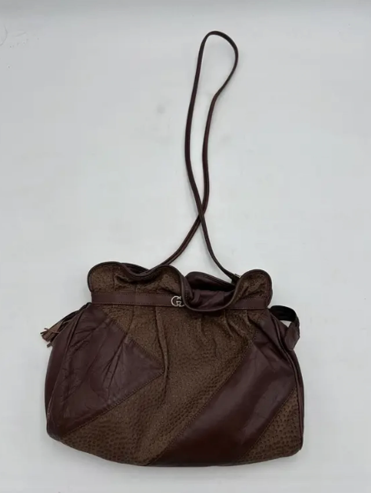 Brown leather shoulder bag by Gucci, 1970s 4