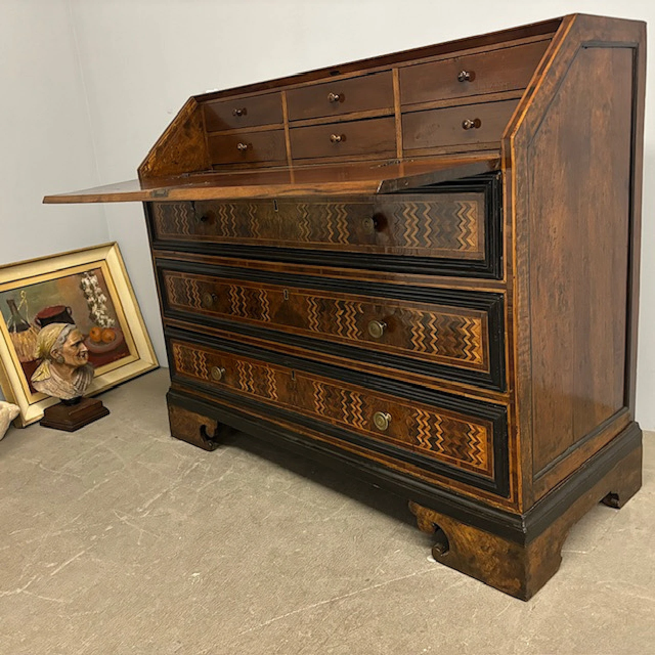 Ancient Lombard flap desk chest in inlaid wood, 17th century 1