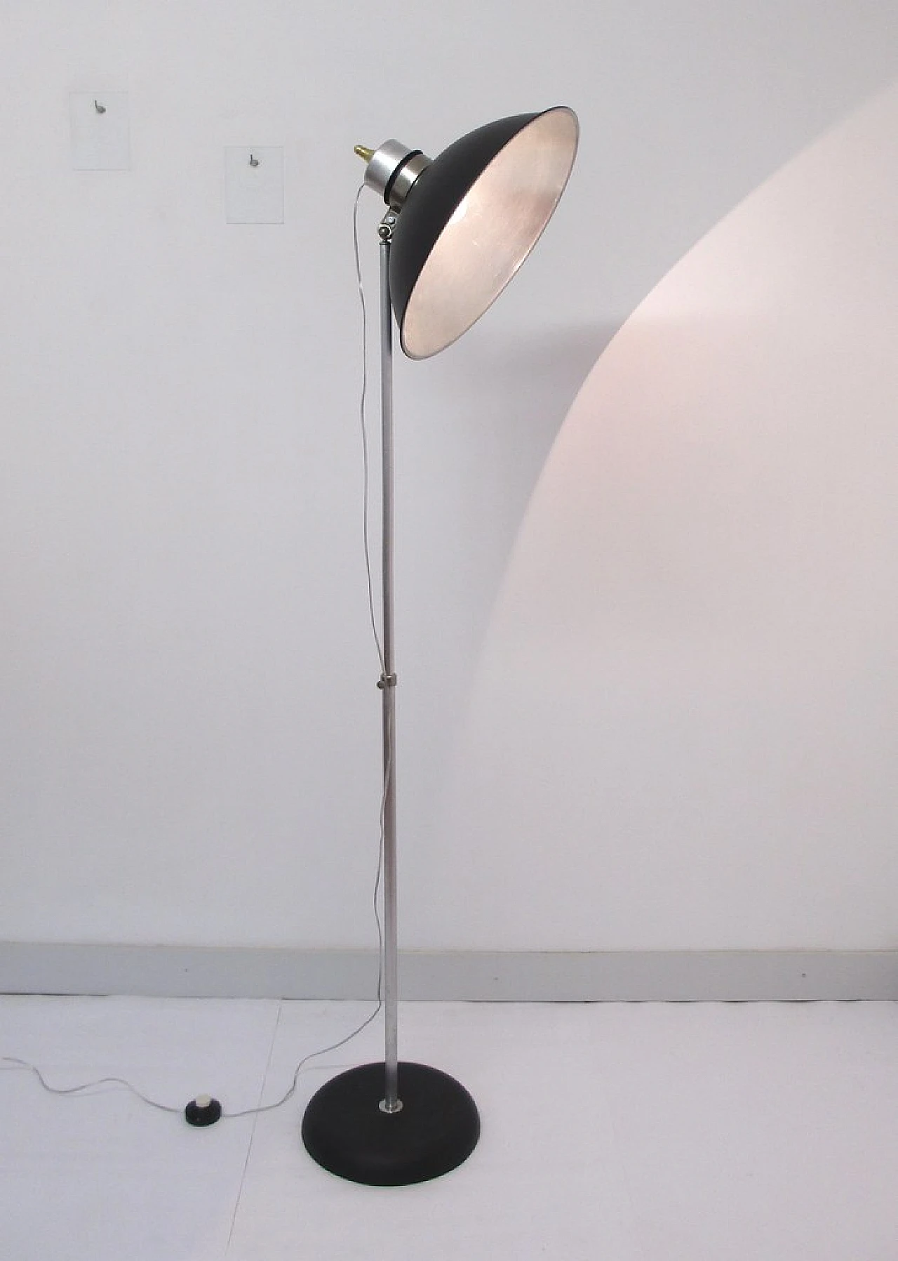 Aluminium telescopic design floor lamp, 1960s 1