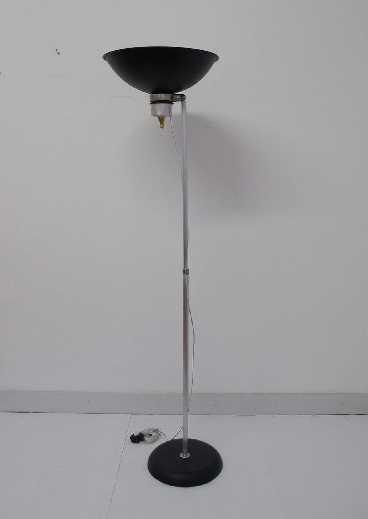 Aluminium telescopic design floor lamp, 1960s 2