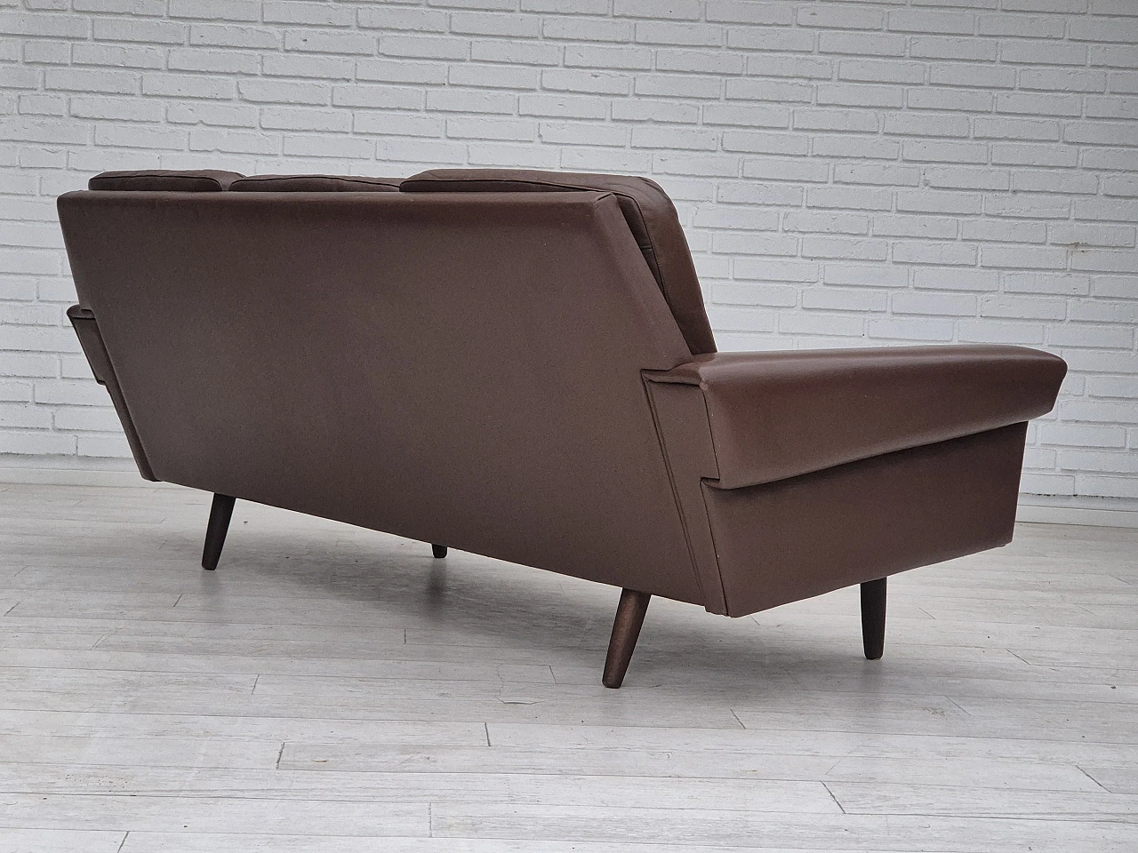 Danish 3-seater brown leather sofa, 1970s 4