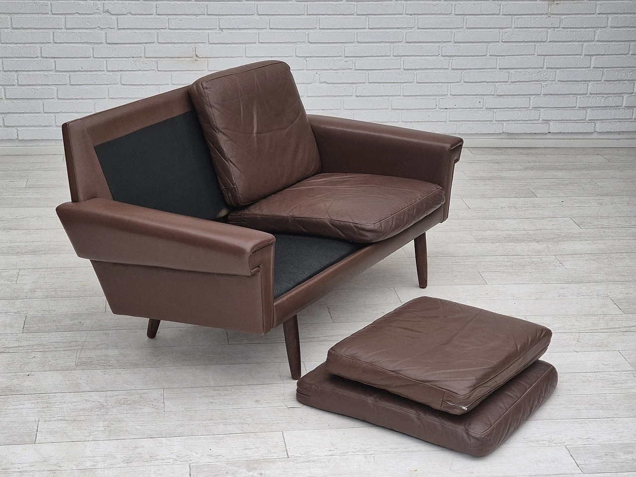 Danish 2-seater brown leather sofa, 1970s 8