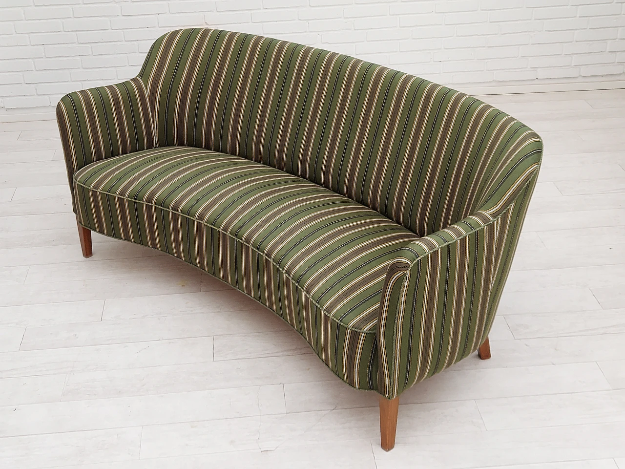 Danish curved 2-seater sofa, 1960s 13