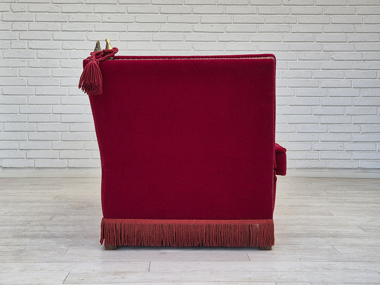 Danish “Spanish” sofa with falling arms, 1970s 12