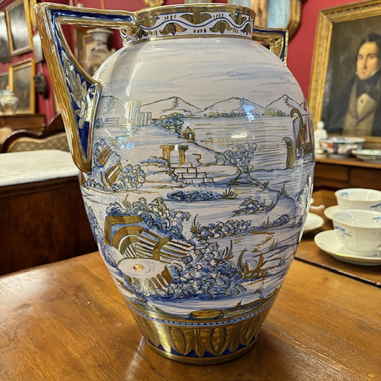 Art Decò maiolica vase Gualdo Tadino with classic fugures, 1940s 8