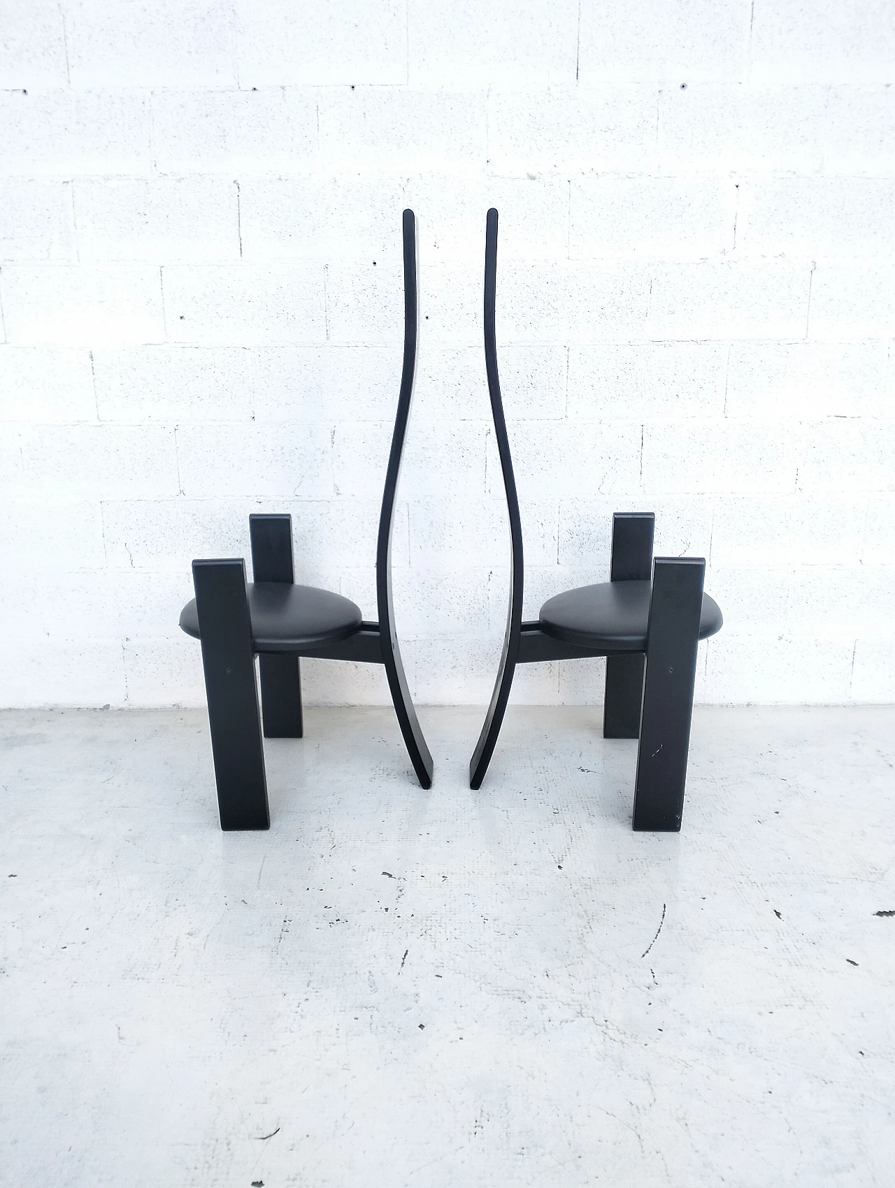 Pair of Golem chair by Vico Magistretti for Poggi, 1970s 13