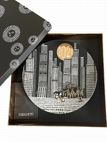 Fornasetti's 2021 Calendar plate numbered