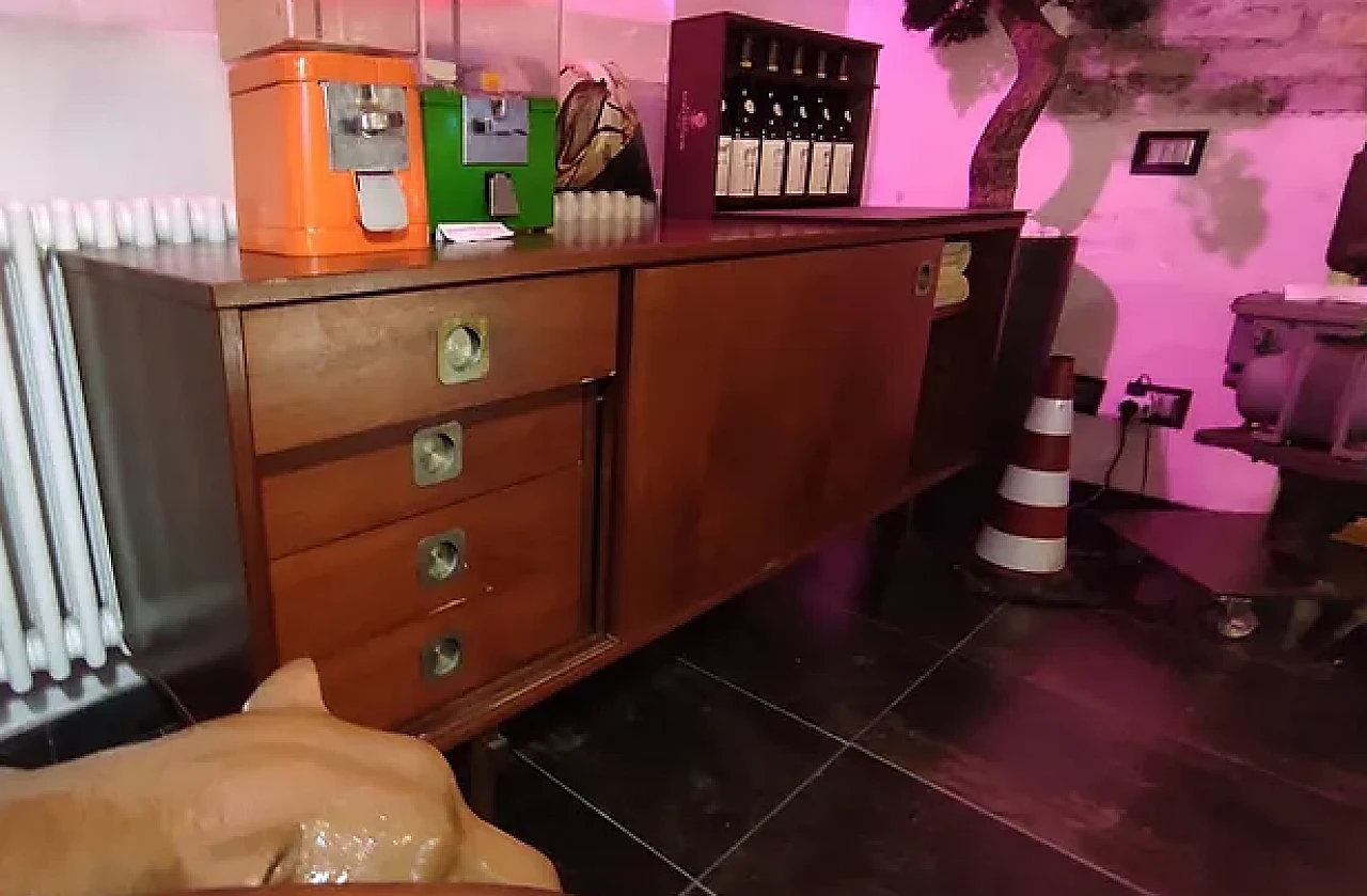 Cherry-coloured wooden sideboard, 1960s 3