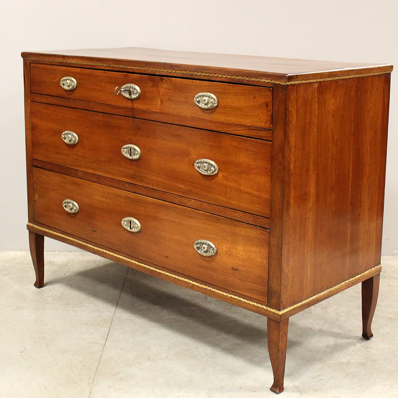 Direttorio chest of drawers in walnut, late 18th century 9