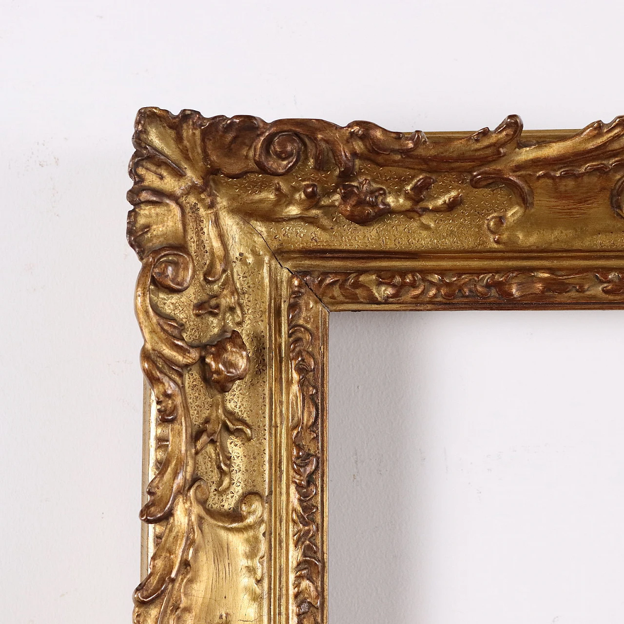 Antique Frame Rococo Style Gilded Wood Italy XX Century 3